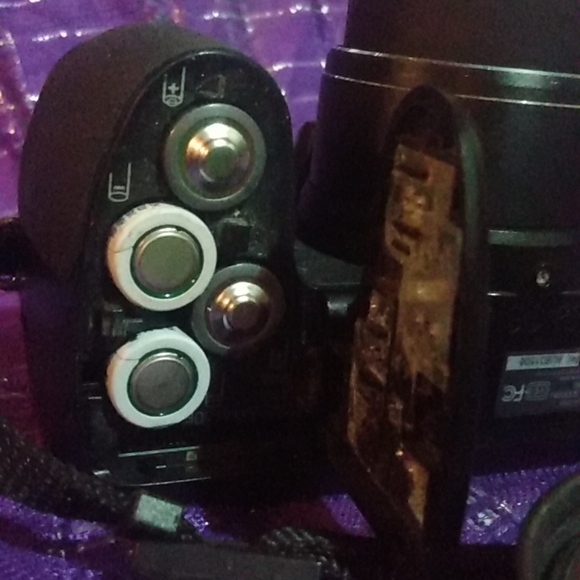 FugiFilm FINEPIX S-1000fd - Picture 9 of 10